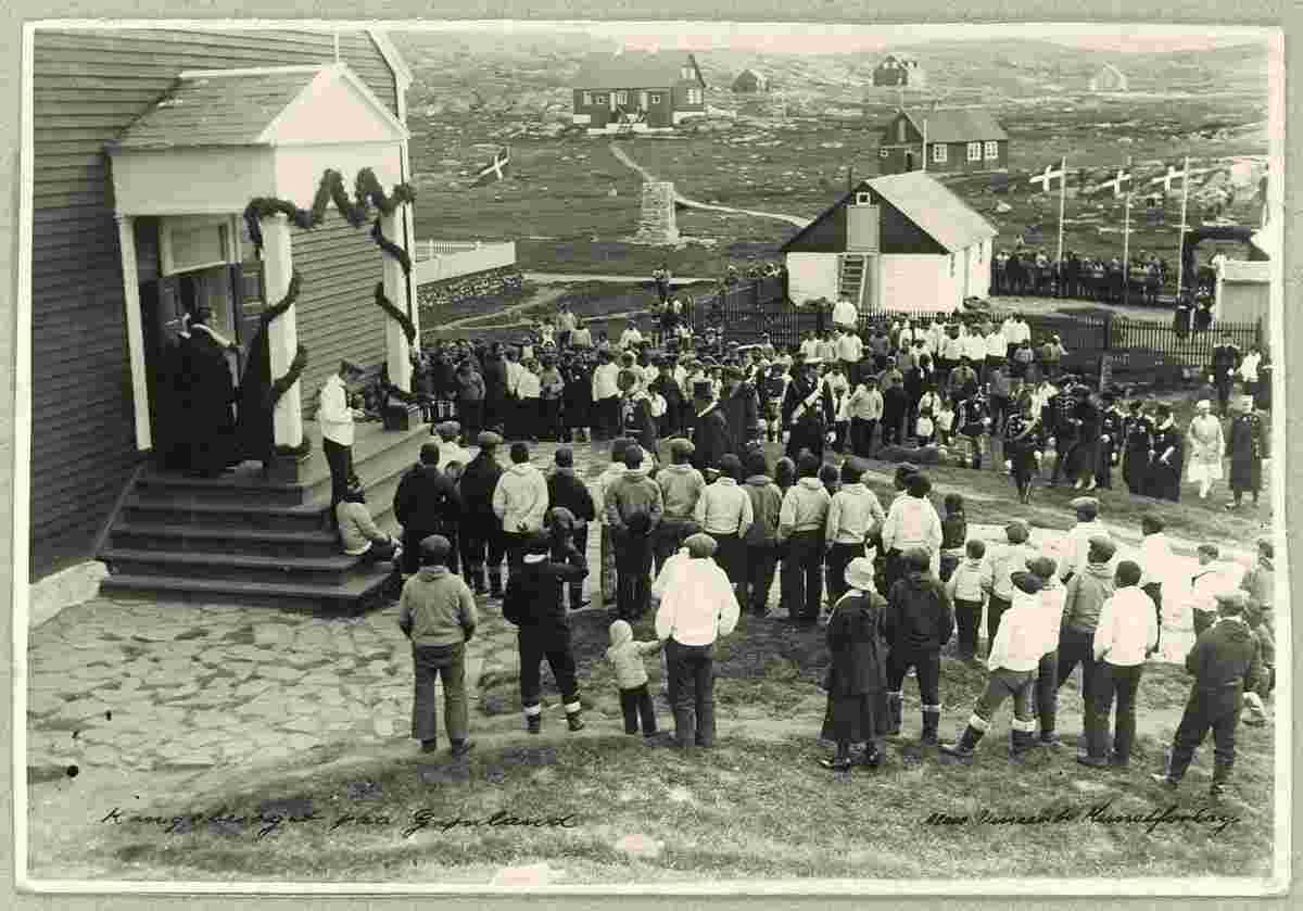 Nuuk. Danish King's visit - Christian X on his way to the church, 1921