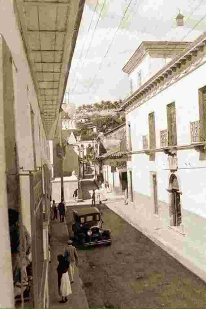 Tegucigalpa. Panorama of town street