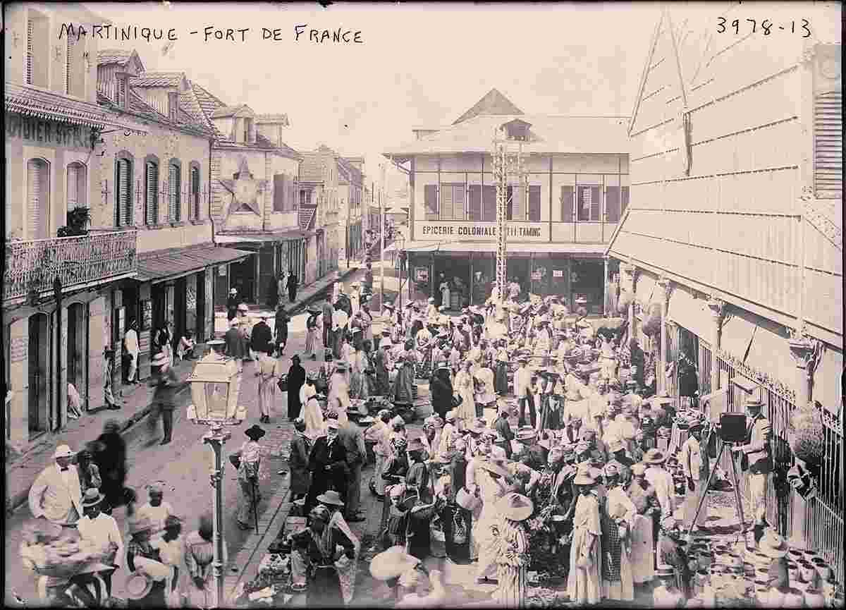 Fort-de-France. Marché, entre 1915 et 1920