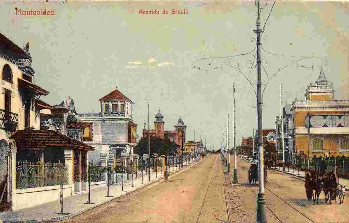 Montevideo. Avenida de Brasil