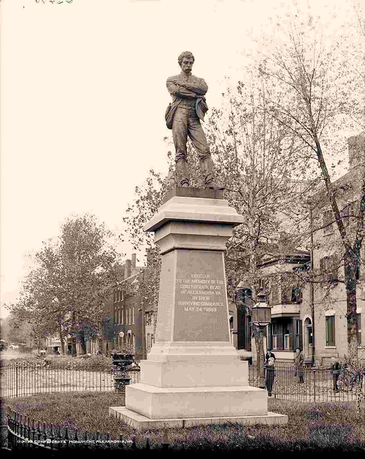 Alexandria. Confederate Monument on Washington Street, circa 1905