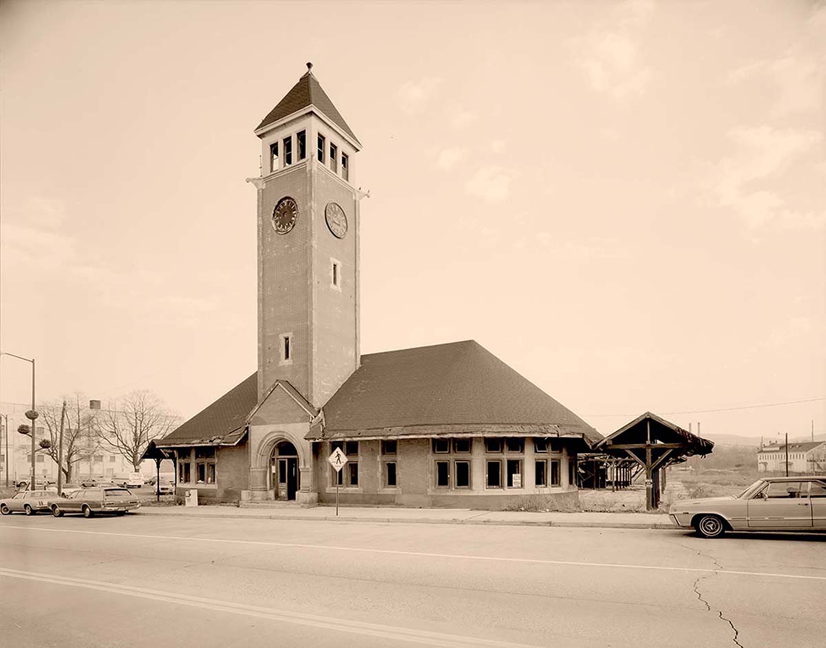 Allentown. Central Railroad of New Jersey, 1968