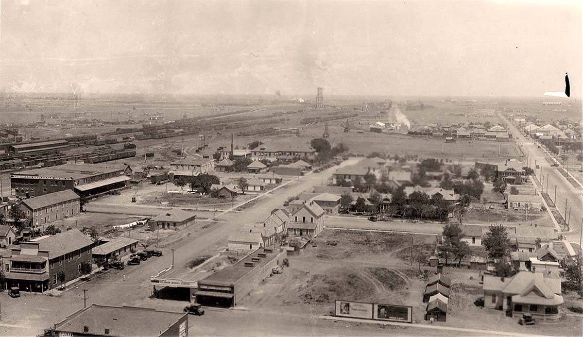 Amarillo. View to City, east of the Herring Hotel, 1920s