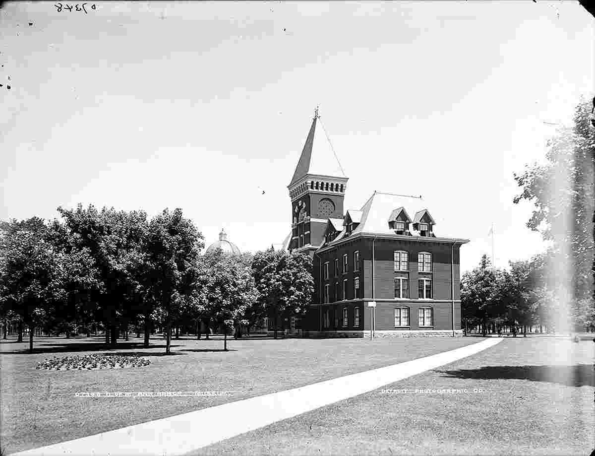 Ann Arbor. University of Michigan, Museum, between 1880 and 1900