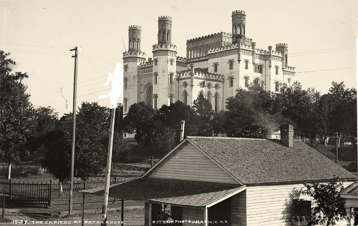 Baton Rouge. The capitol, between 1880 and 1897