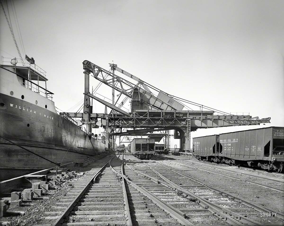 Buffalo. Hulett machine unloading, circa 1908
