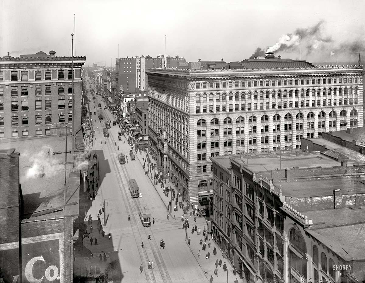 Buffalo. Main Street, circa 1905