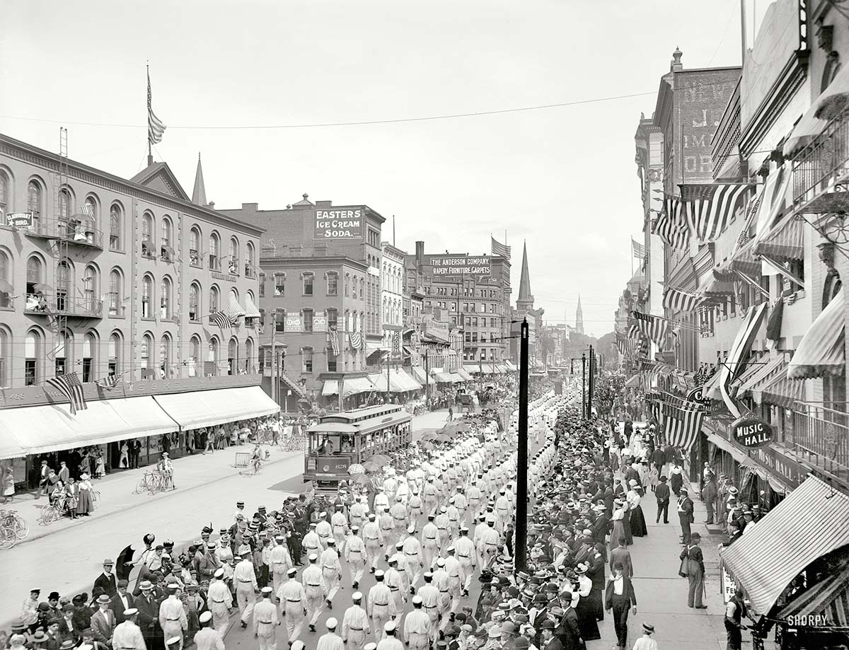 Buffalo. Main Street, Labor Day parade, circa 1900