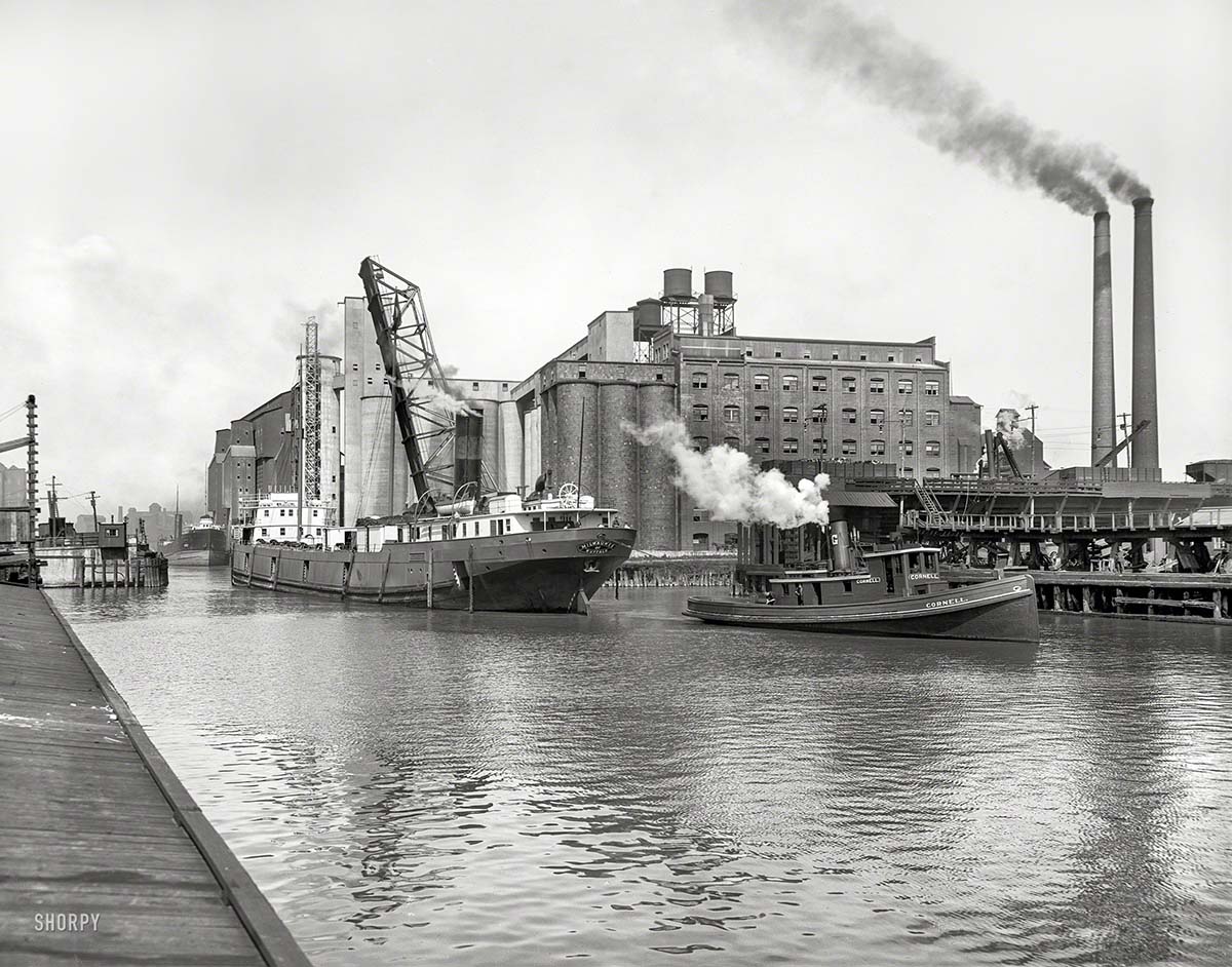 Buffalo. Washburn-Crosby Co flour mills, circa 1910