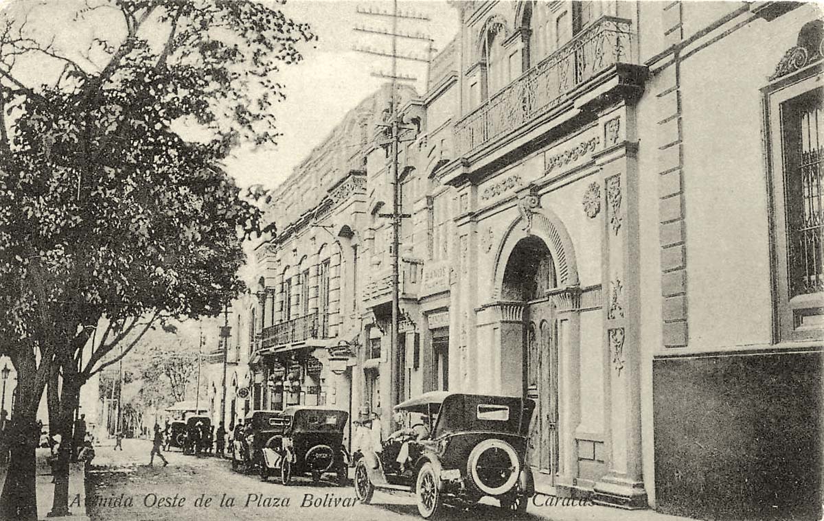 Caracas. Avenida Oeste de la Plaza Bolivar