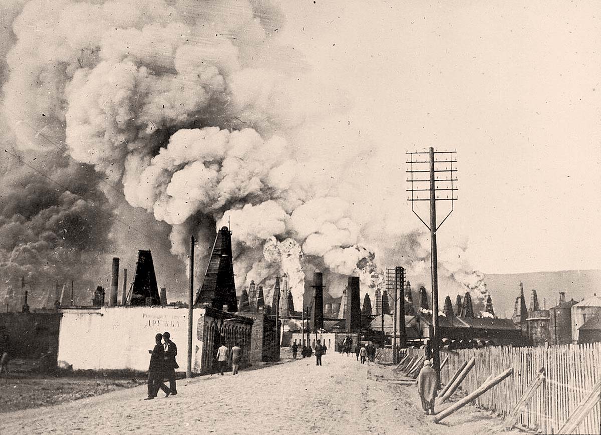 Baku. Black City, Oil towers for drilling