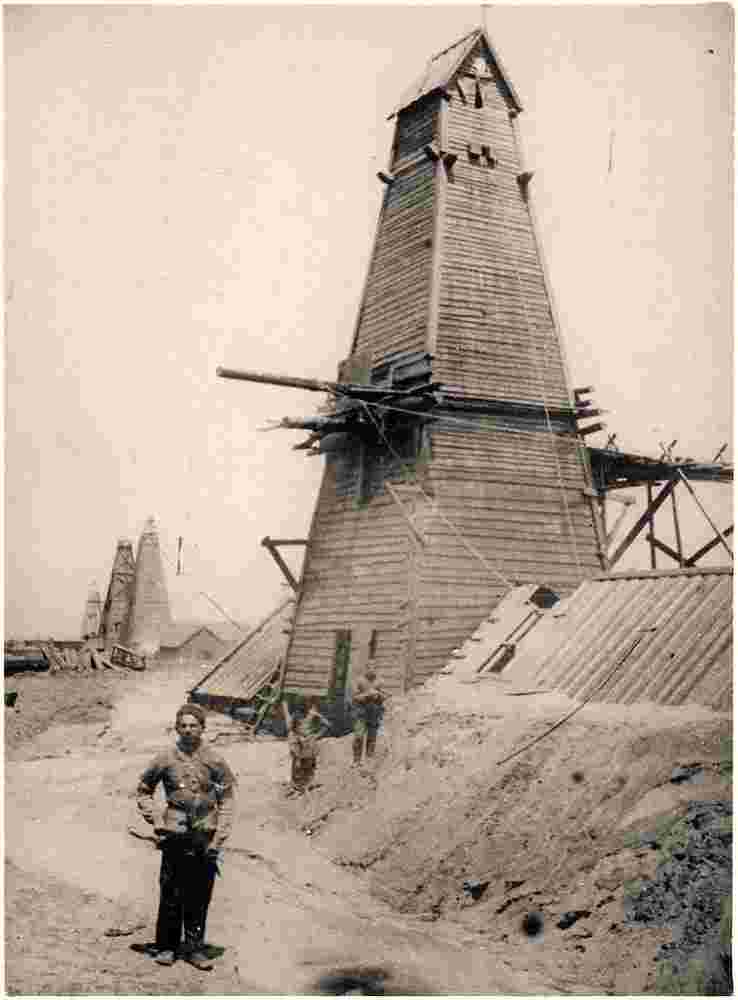 Baku. Oil tower for drilling