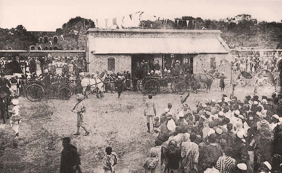 Dhaka. Old Fulbaria Rail Station turned into Bus Stand, 1904