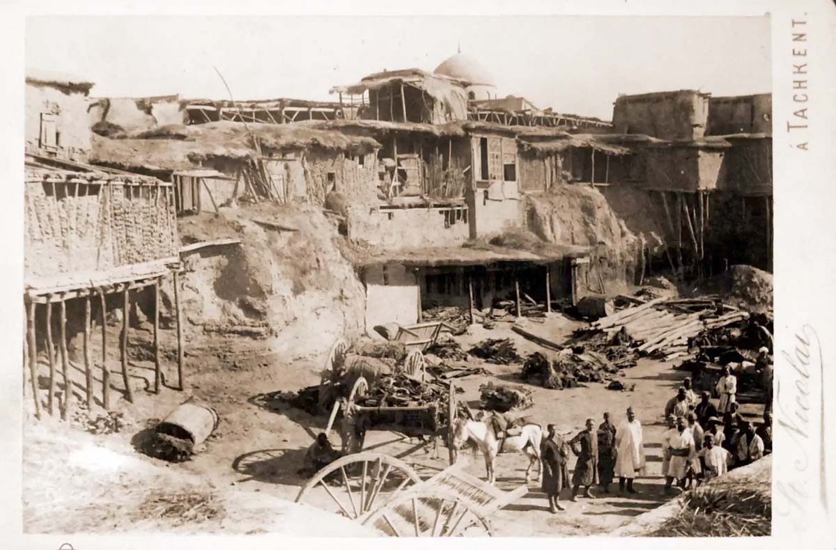 Tashkent. A wooden market near the Khoja Ahror Vali mosque, 1888