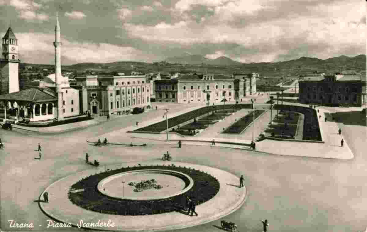 Tirana. Scanderbeg Square