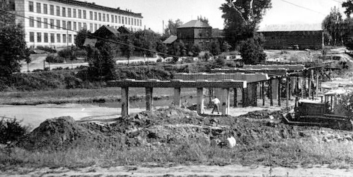Baran. Construction of a new bridge