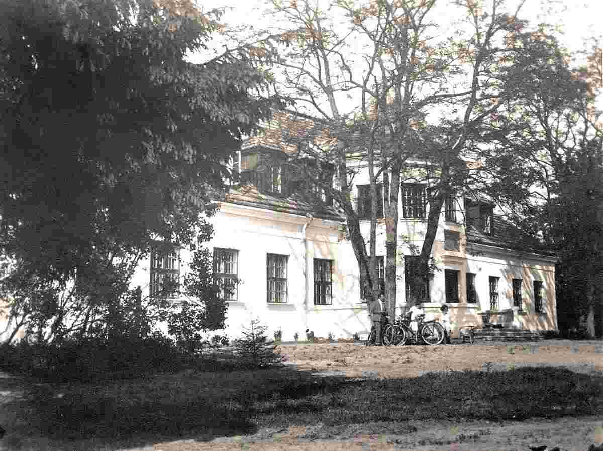 Kobryn. Building