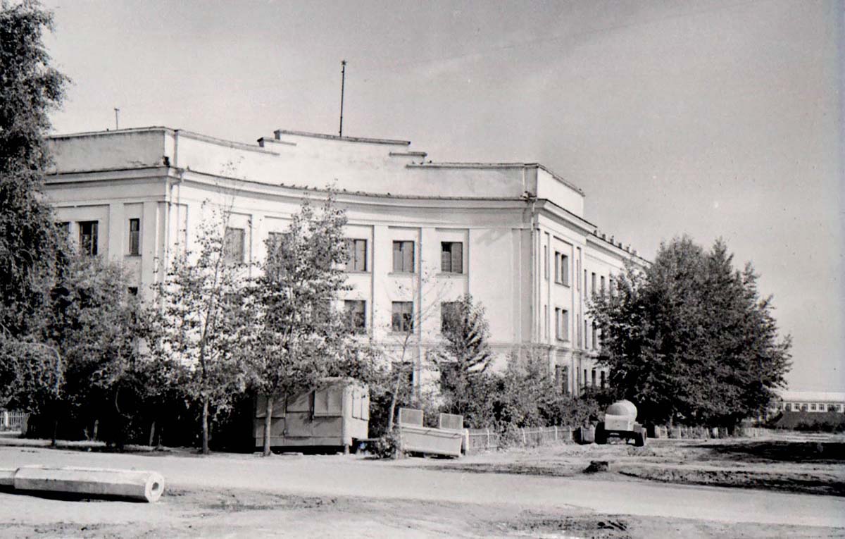 Maladzyechna. Musical college