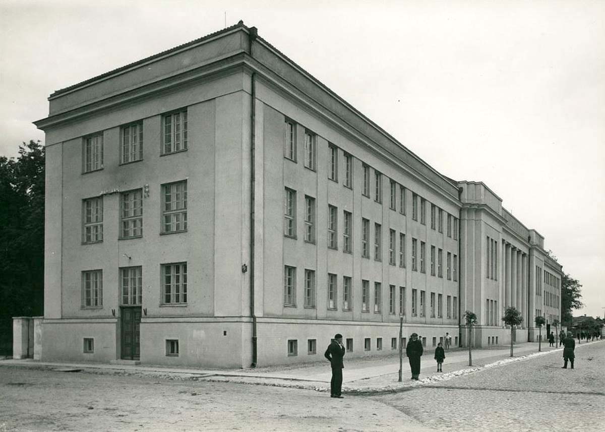 Pinsk. County Courthouse, 1936