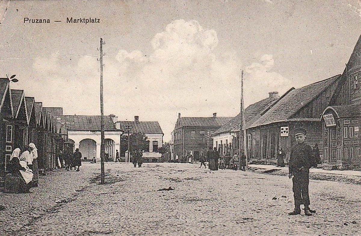 Pruzhany. Marketplace, Meshchanskaya street