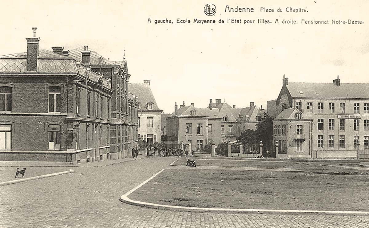 Andenne. Place du Chapitre