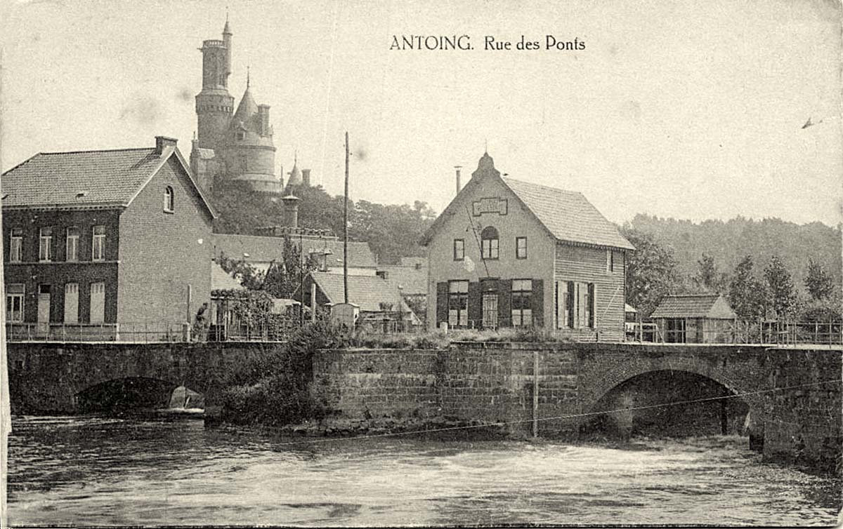 Antoing. Rue des Ponts
