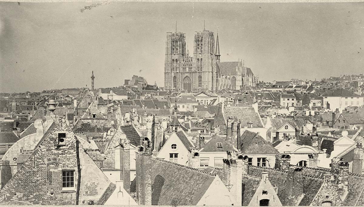 Bruxelles (Brussel). Panorama de la Cathédrale Saints-Michel-et-Gudule