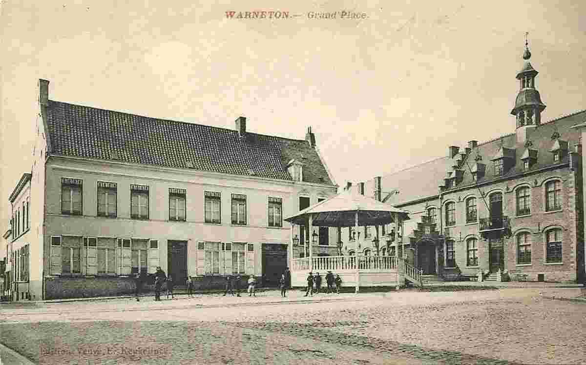 Comines-Warneton. Grand Place