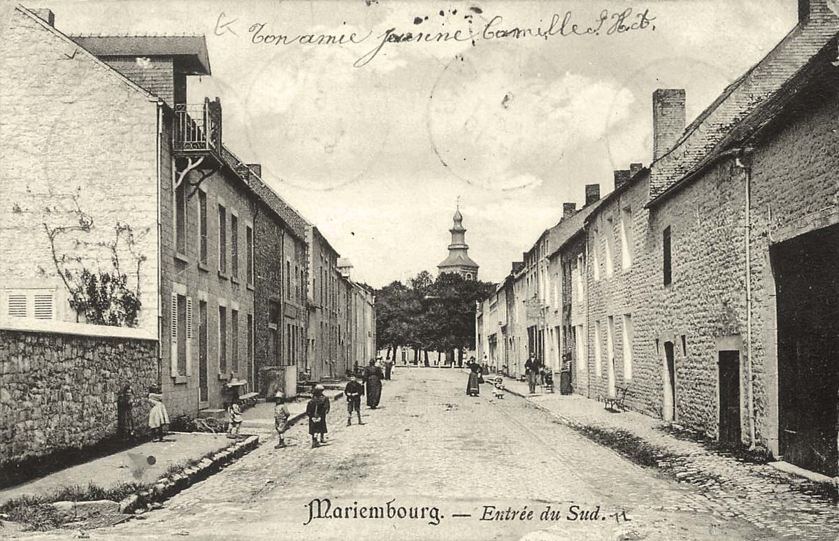 Couvin. Mariembourg - Entrée du Sud