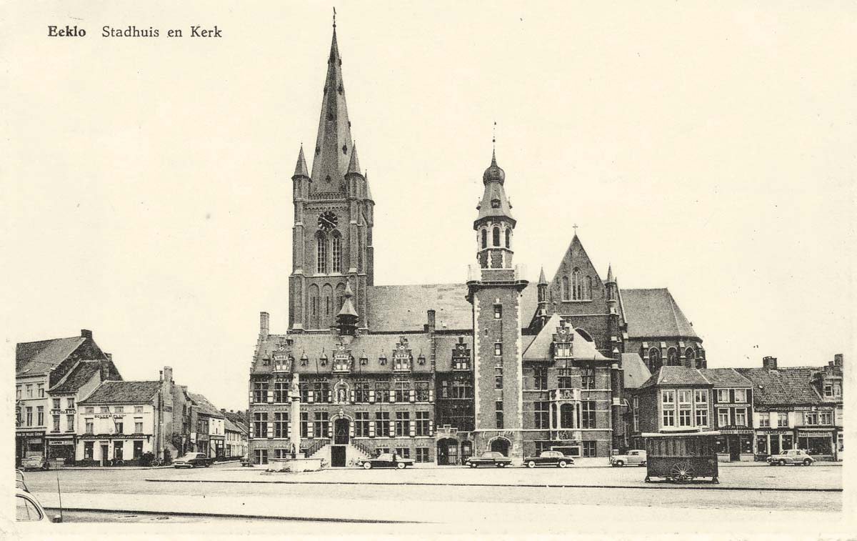 Eeklo. Hôtel de Ville et Église
