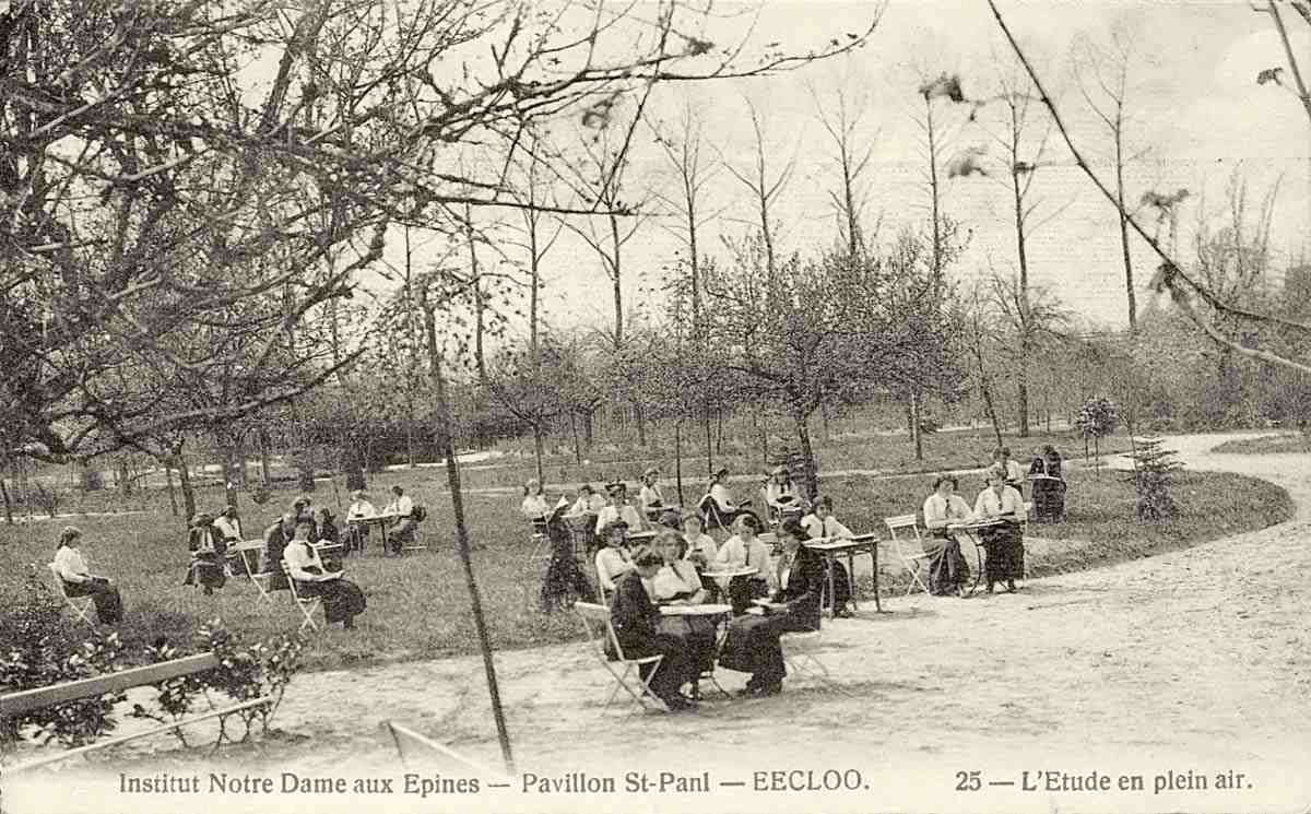 Eeklo. Institut Notre dames