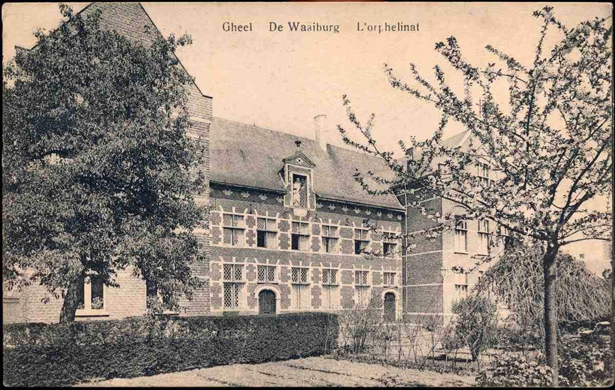 Geel. De Waaiburg - L'orphelinat