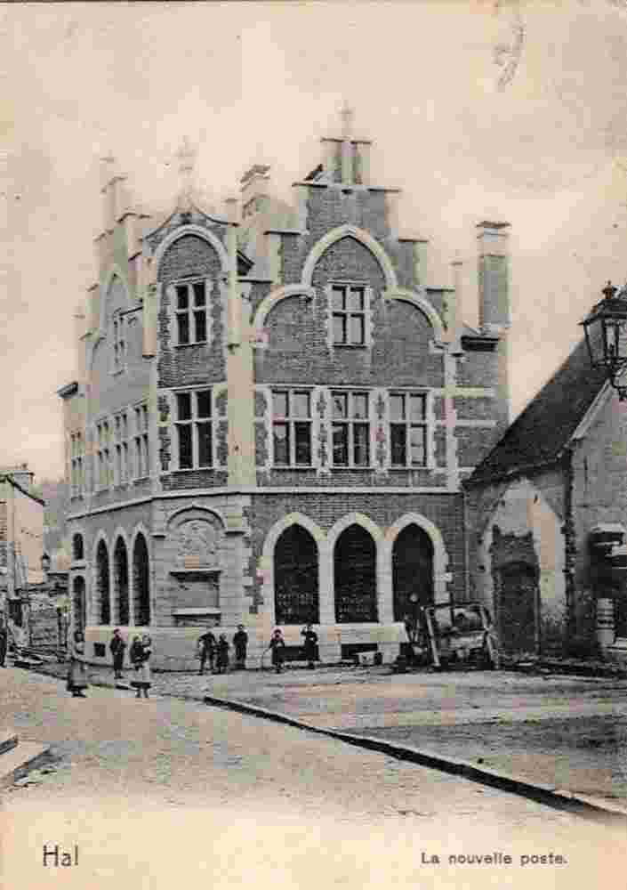 Halle. New Post Office