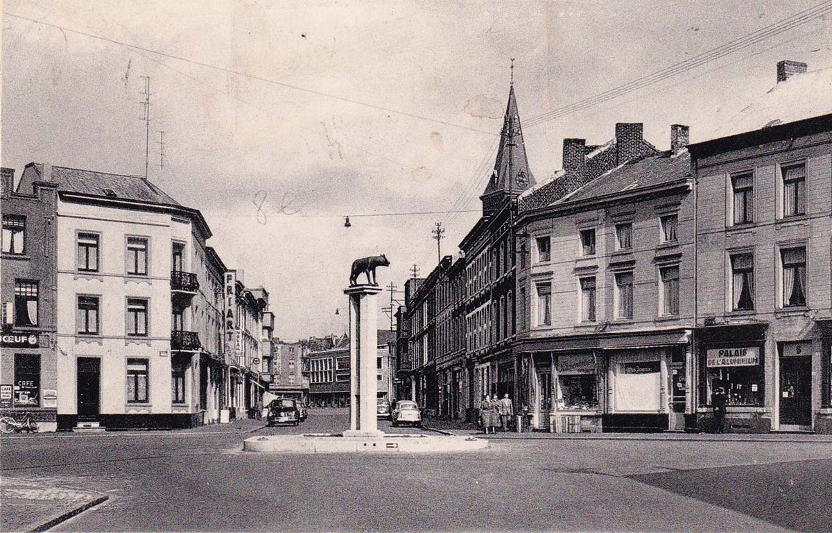 La Louvière. Place de la Fontaine