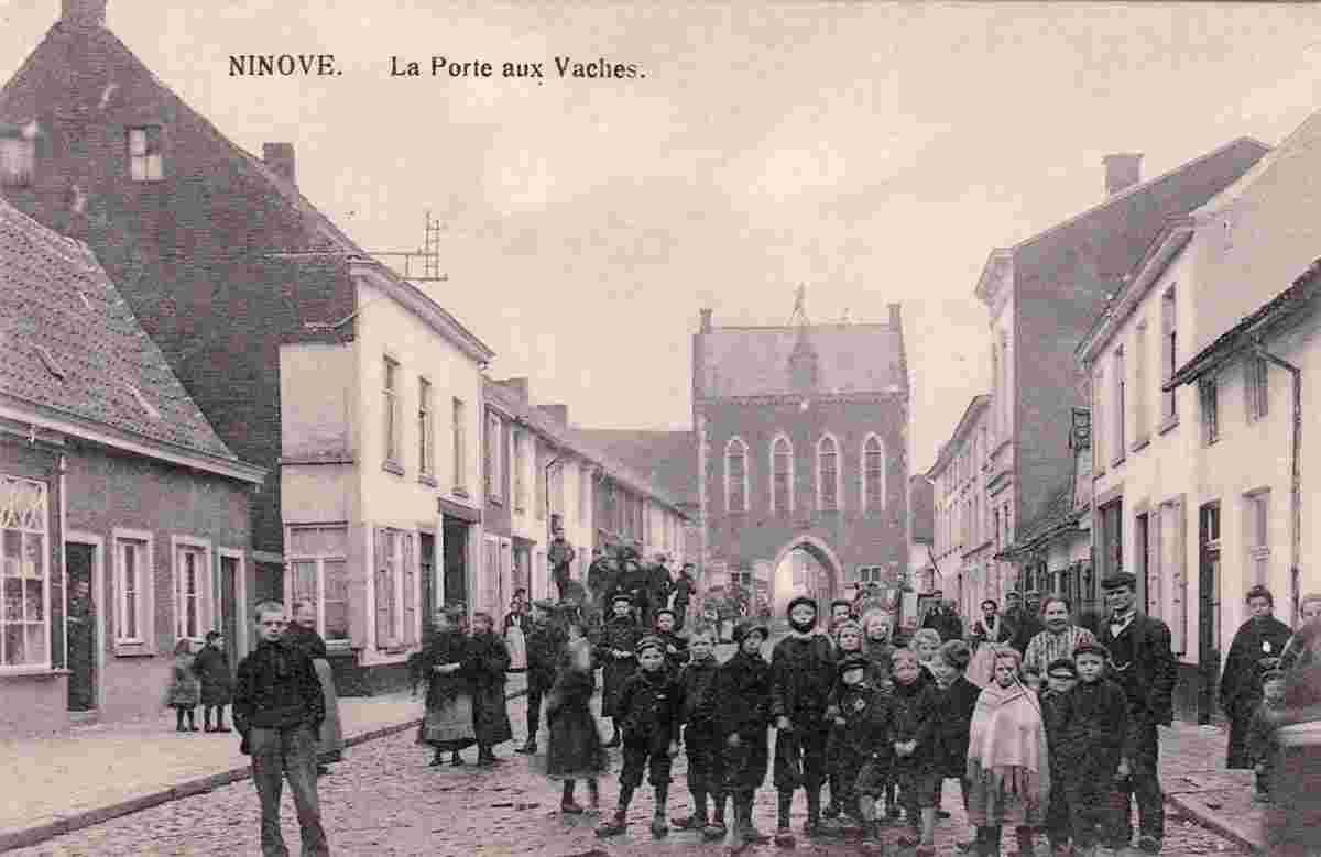 Ninove. Cows Gate