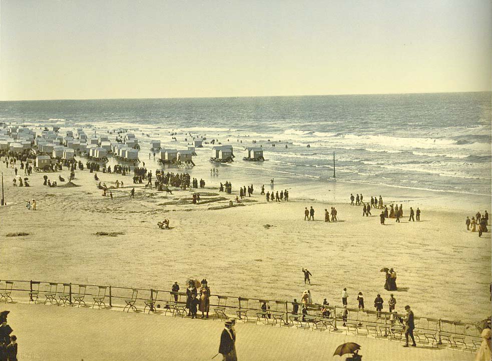 Ostend (Ostende, Oostende). La plage du Kursaal, 1890