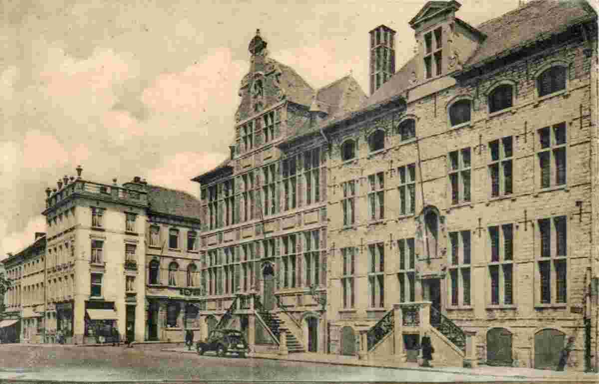 Saint-Nicolas. Old Town Hall