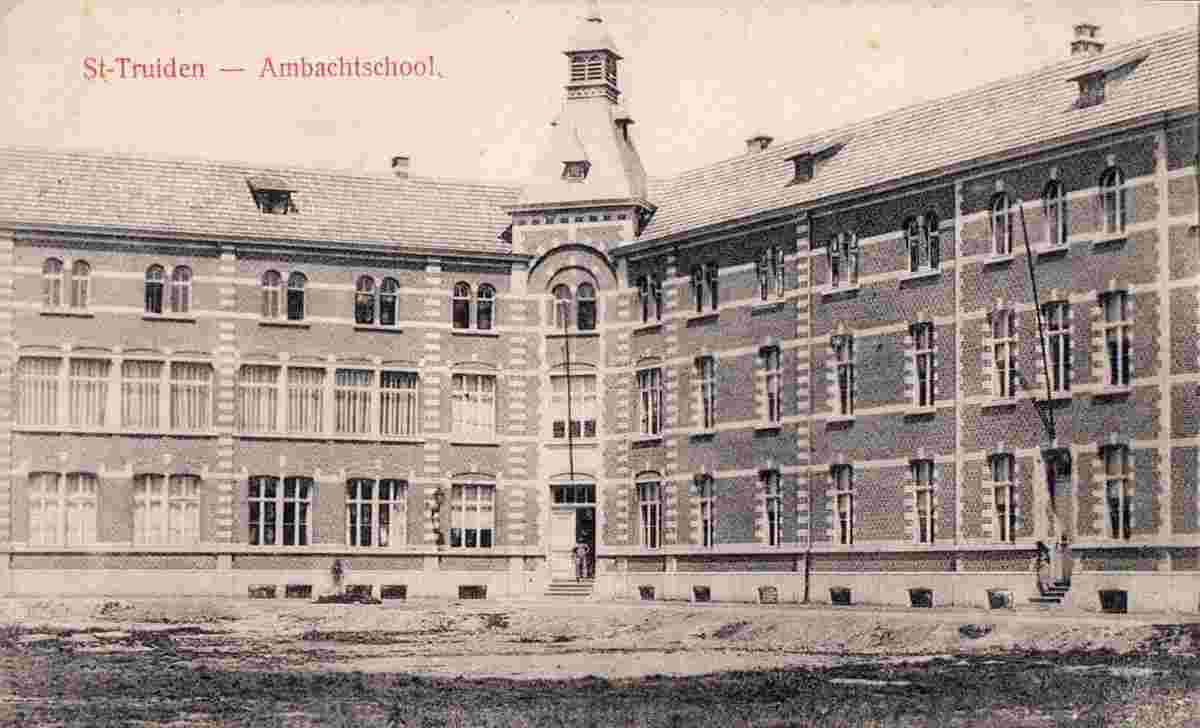 Saint-Trond. Craft School
