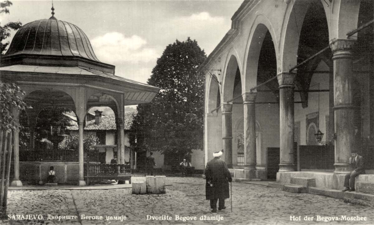 Sarajevo. Courtyard of Begova Mosque