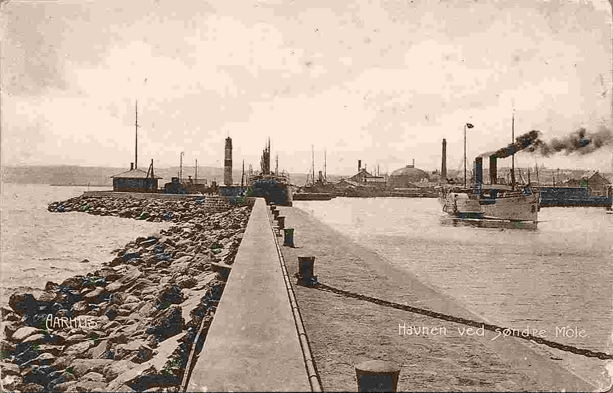 Aarhus. Harbour and south mole