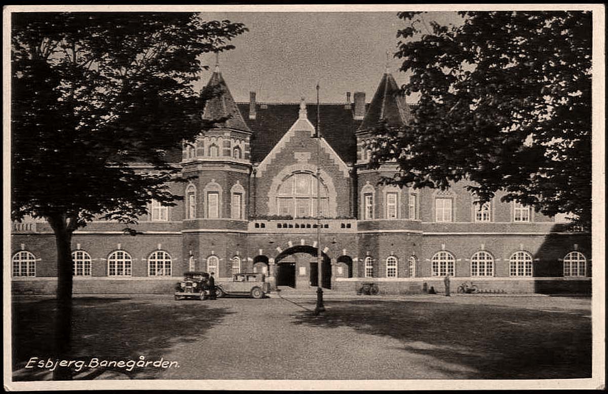 Esbjerg. Banegarden - Railway station, was opened in 1874