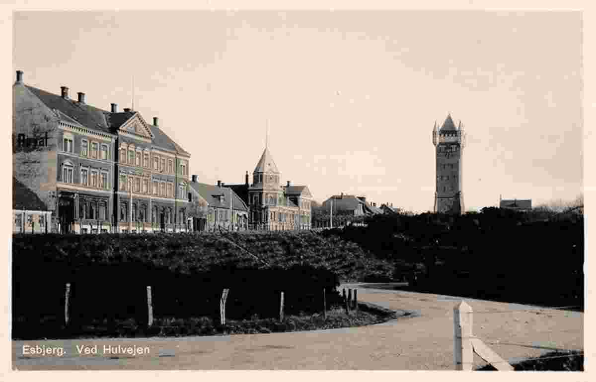 Esbjerg. Hulvejen - Hollow road and Water tower, 1910