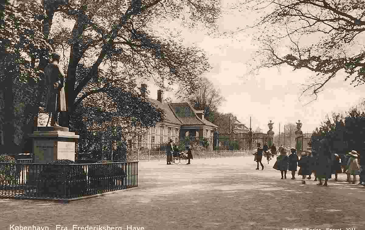 Frederiksberg. City Garden, entrance
