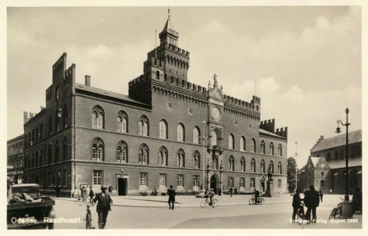 Odense. Rådhuset - City Hall