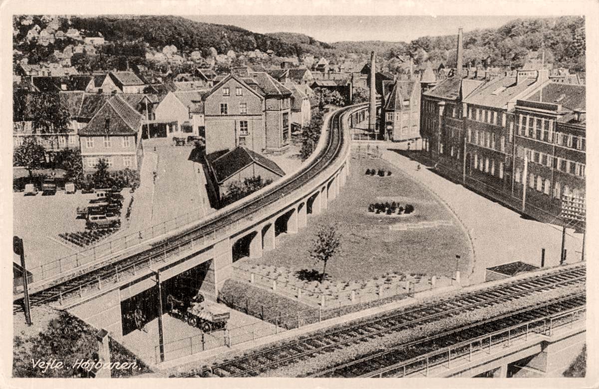 Vejle. Højbanen - Highway, railway road