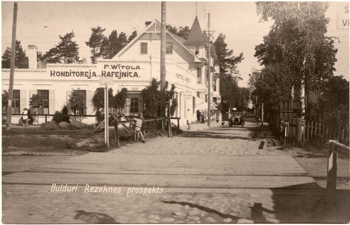 Jurmala. Bulduri (Bilderlingdhof) - Confectionery and Cafe on Rezekne Avenue