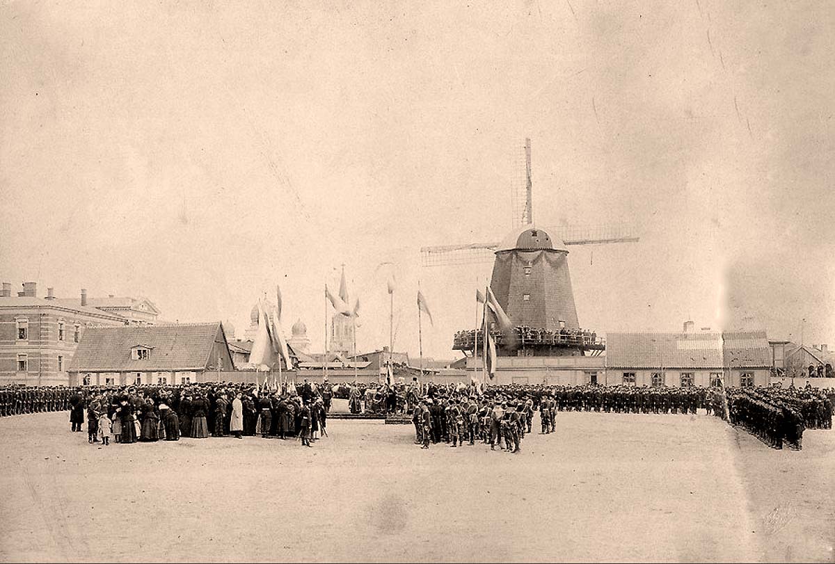 Liepaja. Parade the Venden Regiment, between 1890 and 1910