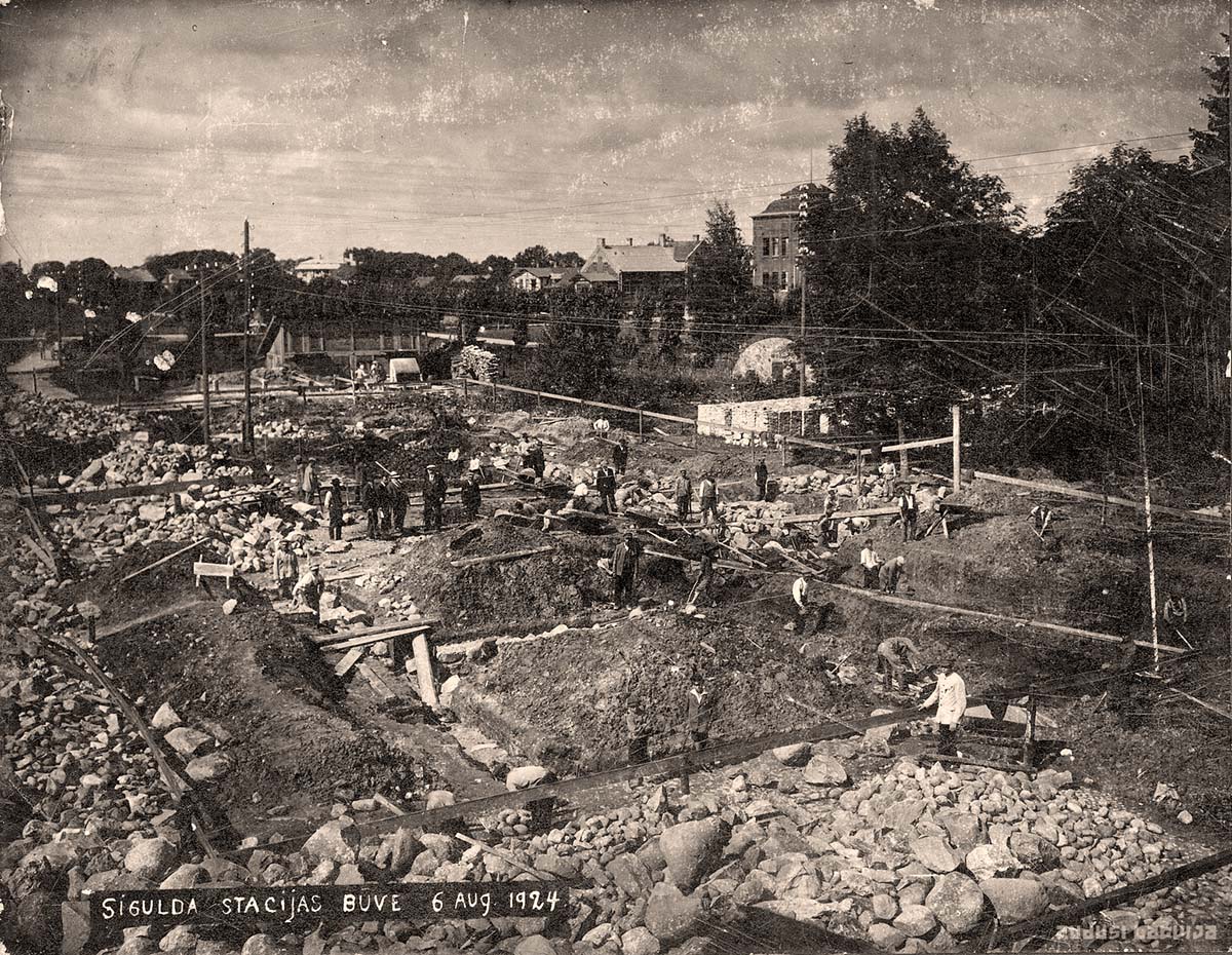 Sigulda. Railway station construction, 1924
