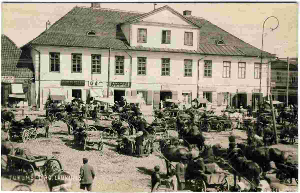Tukums. Marketplace, 1920s