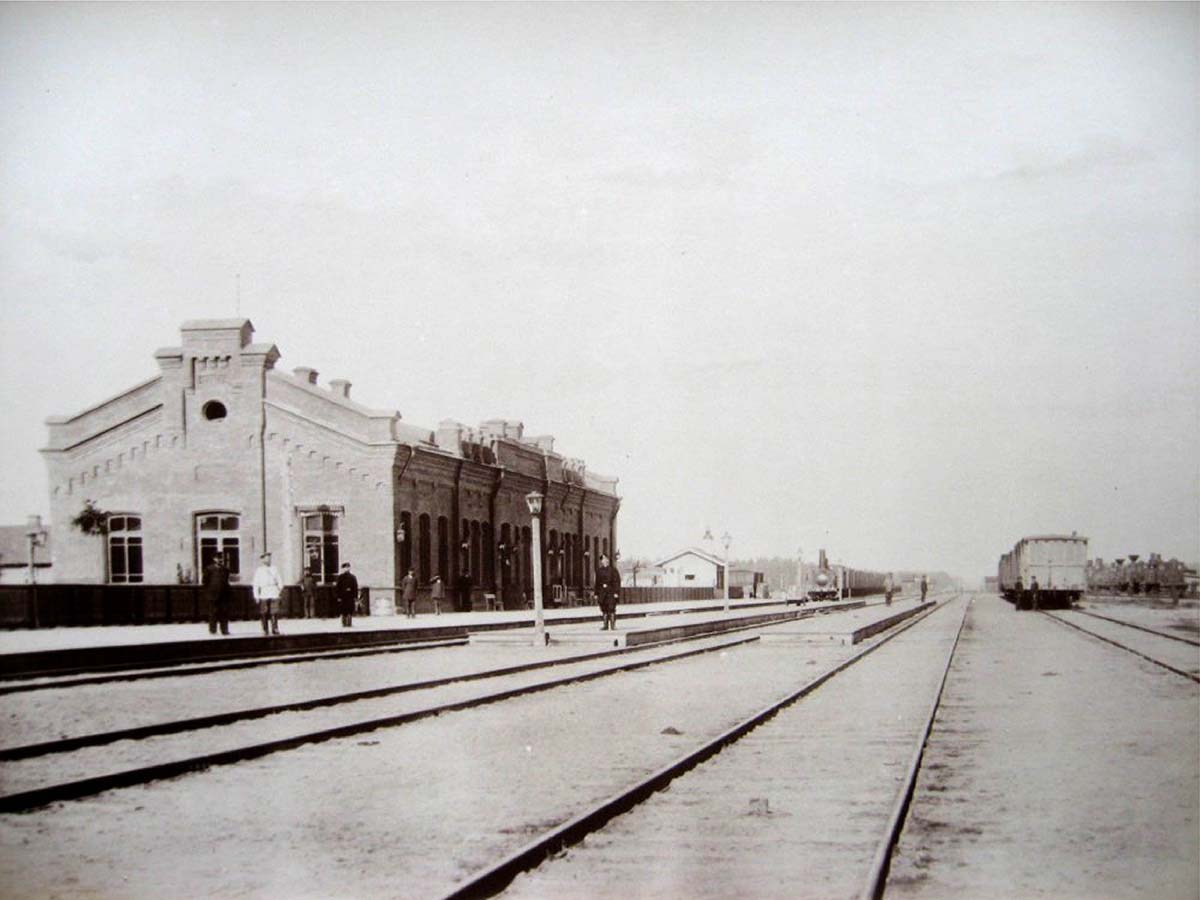 Valka. Railway station